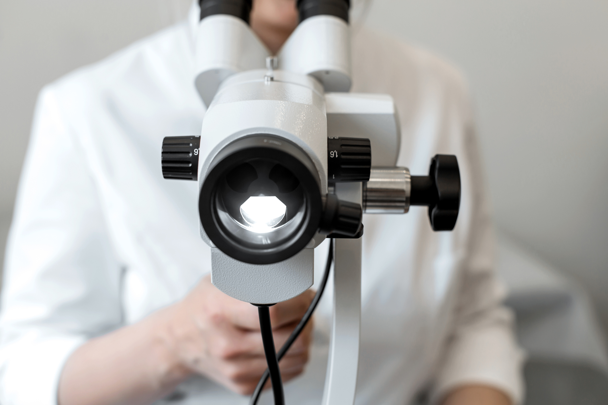 Poradnia Szyjki Macicy – Kolposkopia: Ważne narzędzie w diagnostyce zdrowia kobiet